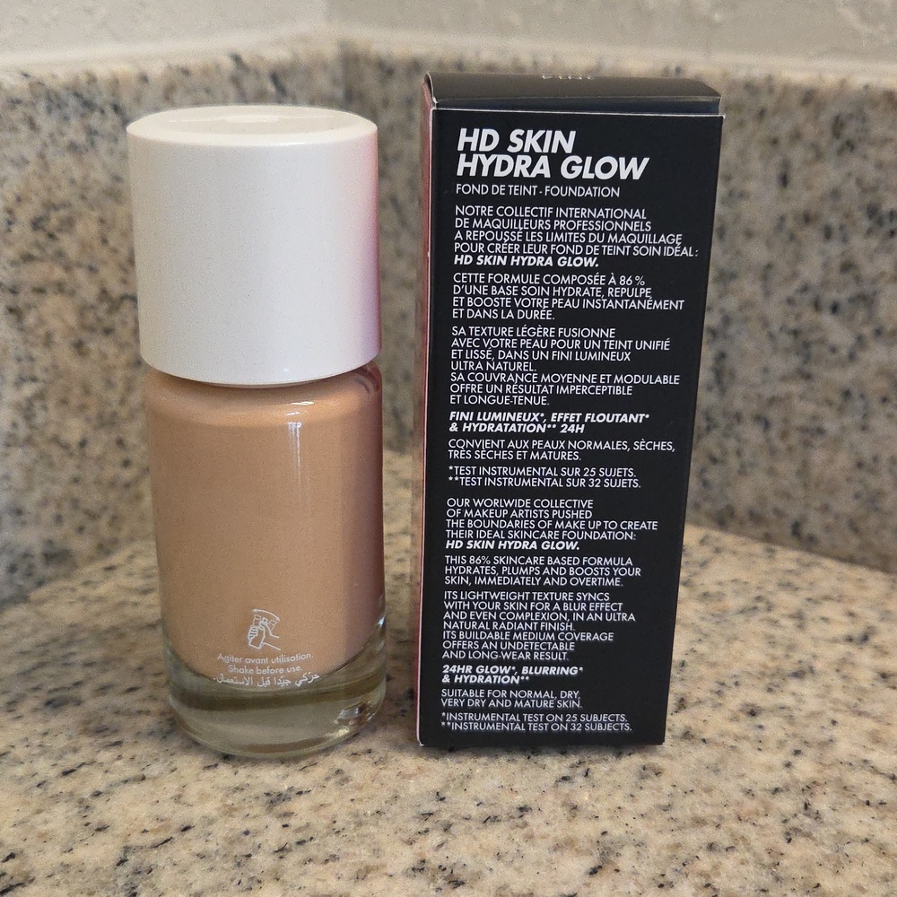 Makeup Forever HD Skin Hydra Glow Foundation in: 1N14-Beige - Picture 4 of 8